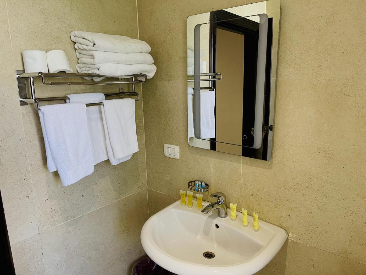 Al Joude Hotel อีรบิด ภายนอก รูปภาพ